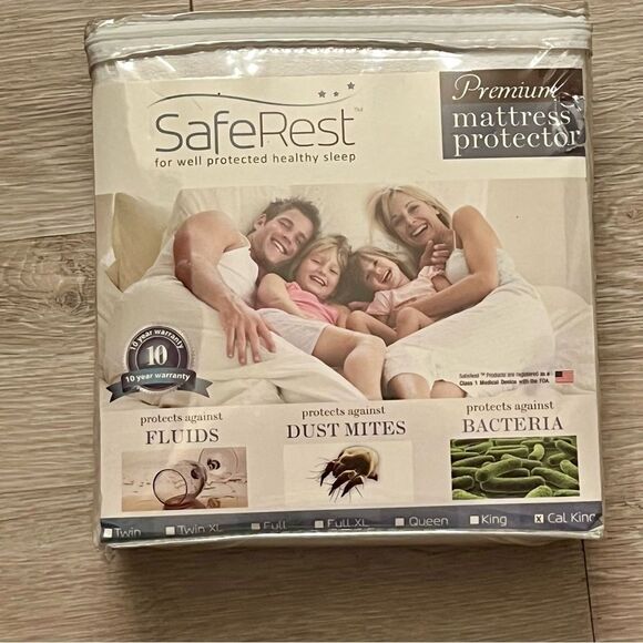 SafeRest Cali King Size Premium Hypoallergenic Waterproof Mattress Protector - Picture 1 of 6